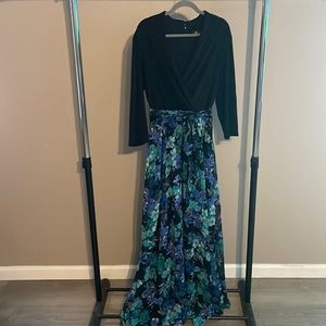 Long Sleeve Maxi Dress Be by Chet’s